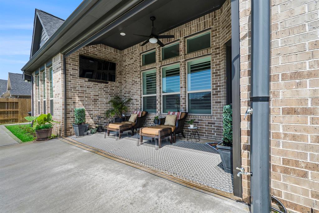 1059 Lakemont Bend Lane, Pinehurst, Texas image 31