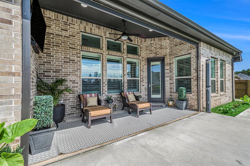 1059 Lakemont Bend Lane, Pinehurst, Texas image 32