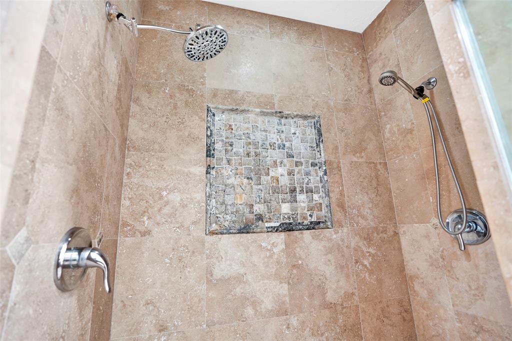 1150 W 22nd Street #E, Houston, Texas image 27