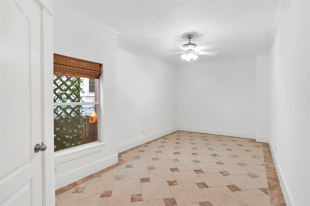 1150 W 22nd Street #E, Houston, Texas image 21