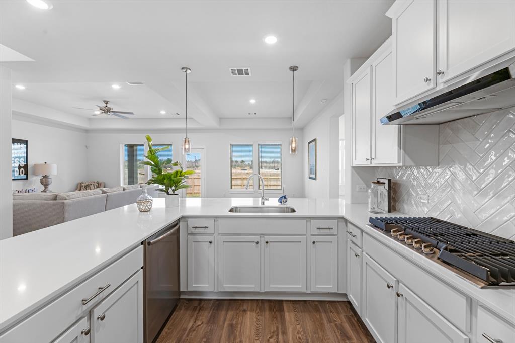2823 Sellers Island Drive, League City, Texas image 12