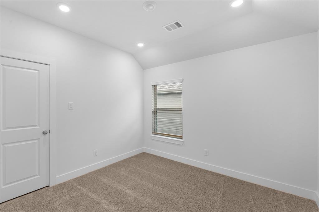 2823 Sellers Island Drive, League City, Texas image 5