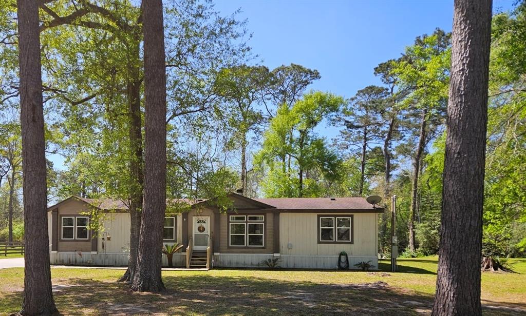 70 County Road 431 Road, Dayton, Texas image 1