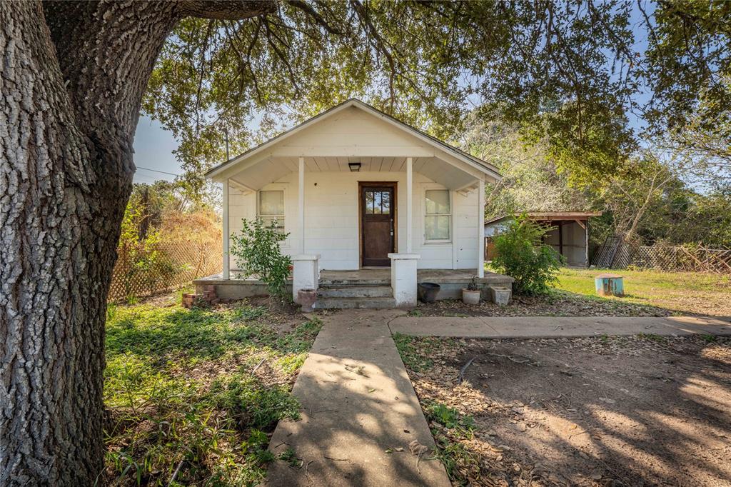 406 Live Oak Street, Alleyton, Texas image 1