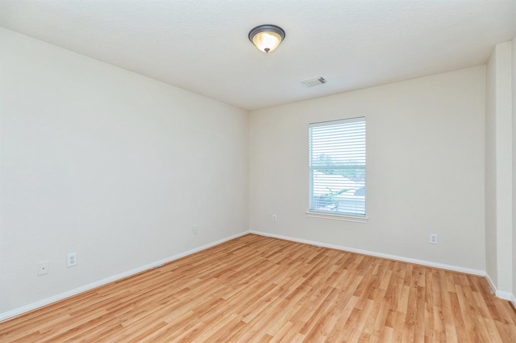 4126 Winesap Bend Drive, Stafford, Texas image 31