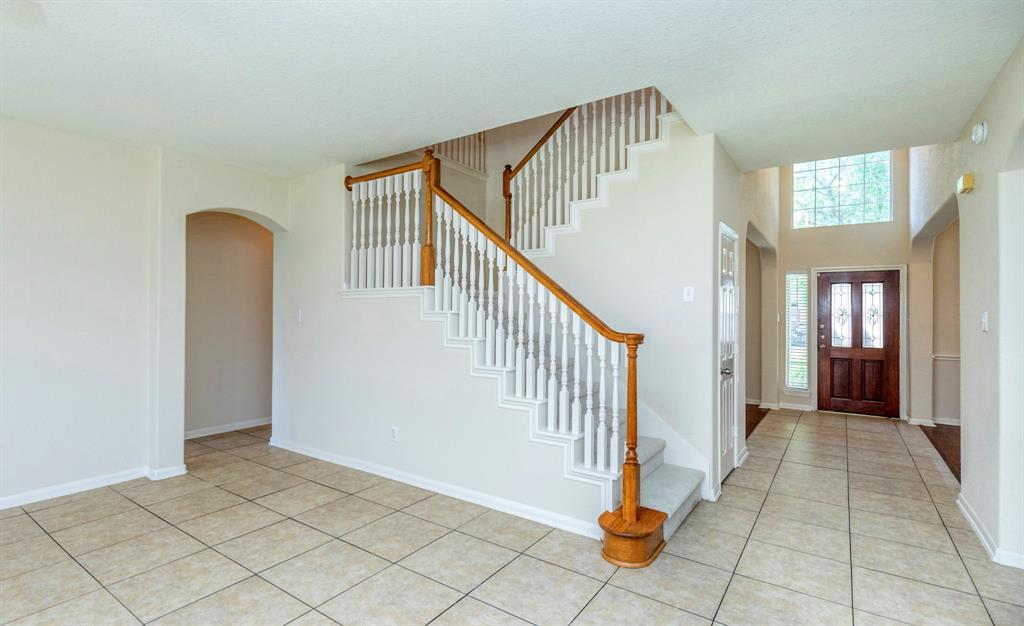 4126 Winesap Bend Drive, Stafford, Texas image 11