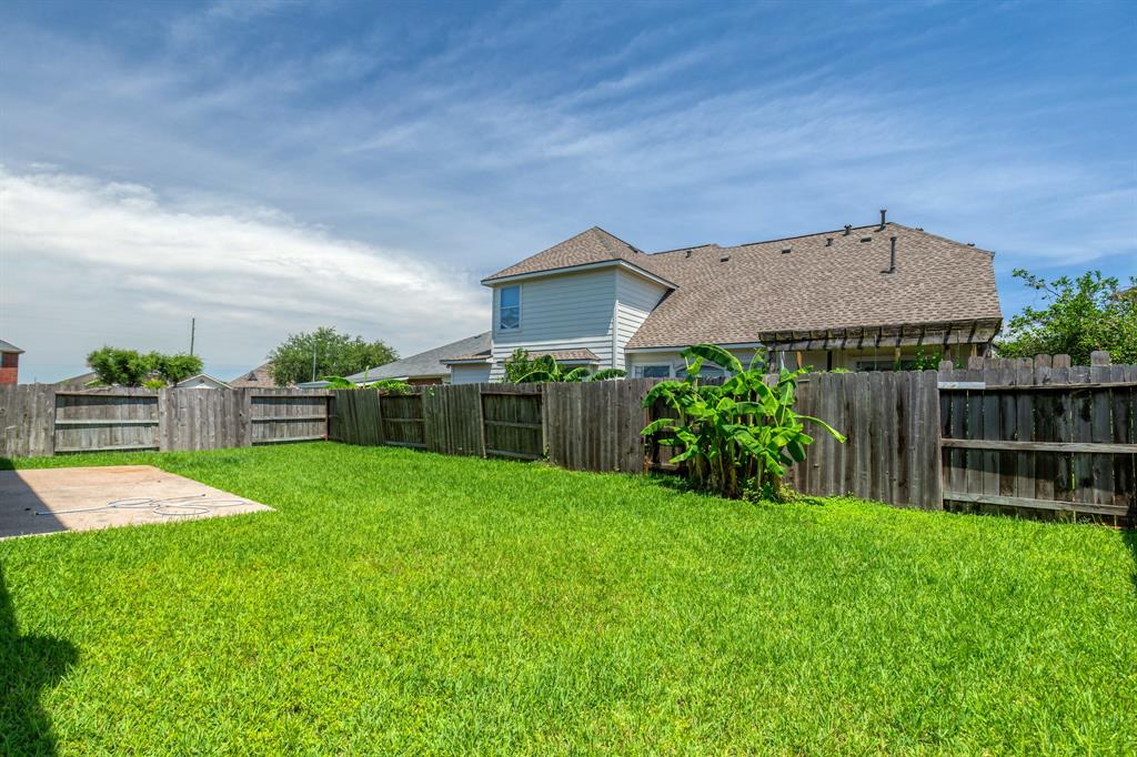 4126 Winesap Bend Drive, Stafford, Texas image 39