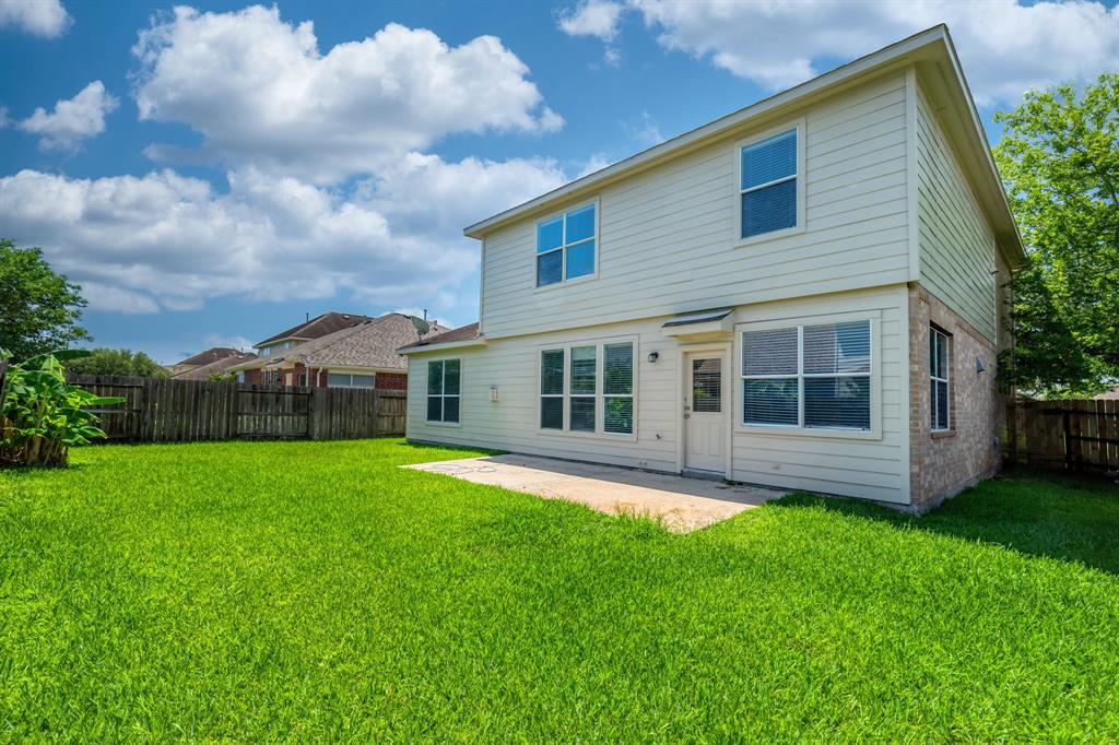 4126 Winesap Bend Drive, Stafford, Texas image 36