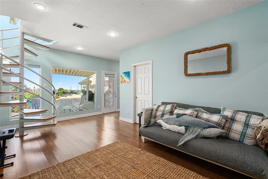 5123 W Bayshore Drive, Bacliff, Texas image 18