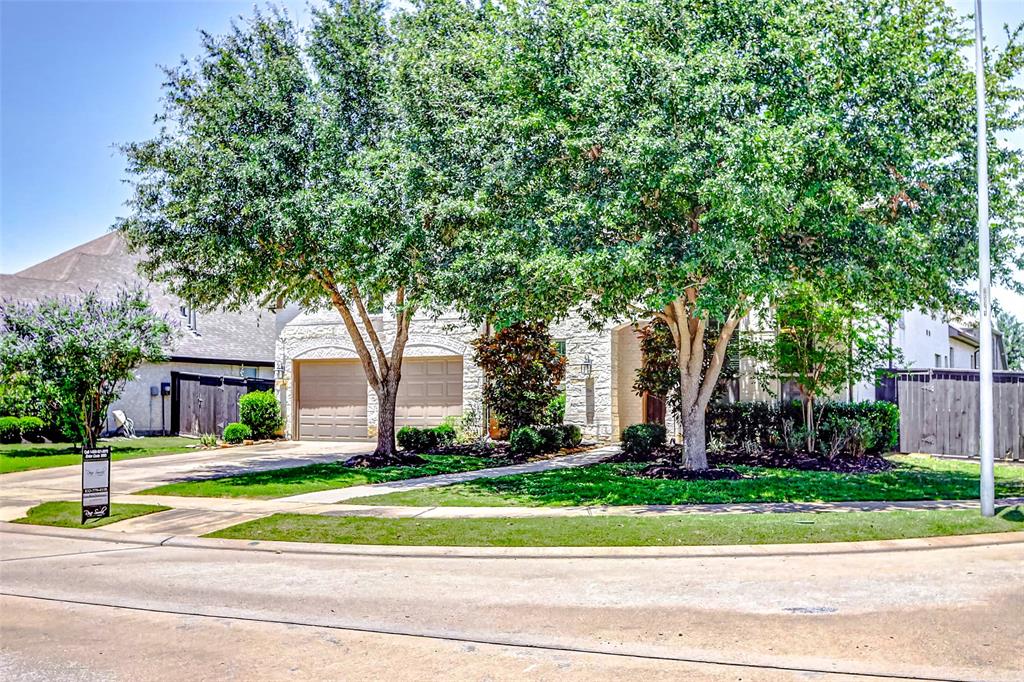 706 Suncatcher Circle, Richmond, Texas image 40
