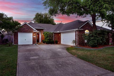 Single Family Residence in Dickinson TX 3005 Bay Creek Drive 26.jpg