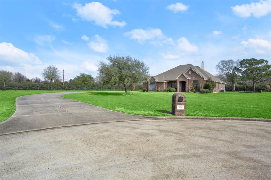 226 Beasley Reef Drive, Beach City, Texas image 37