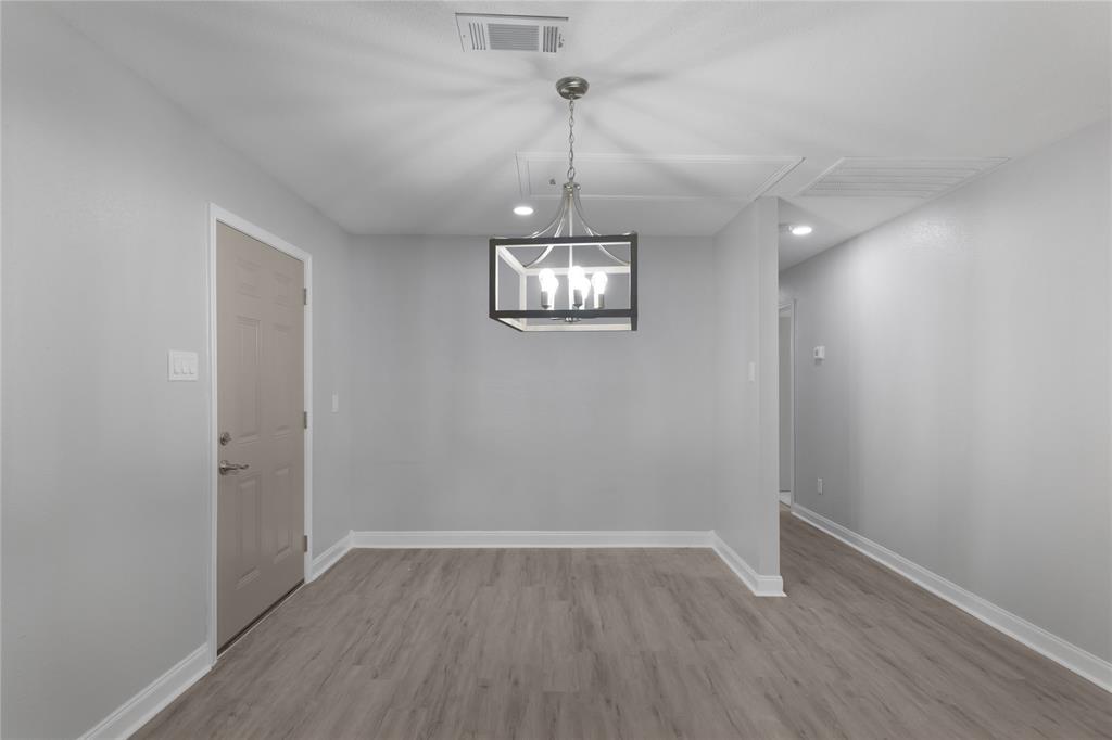 9827 Shive Drive, Houston, Texas image 11
