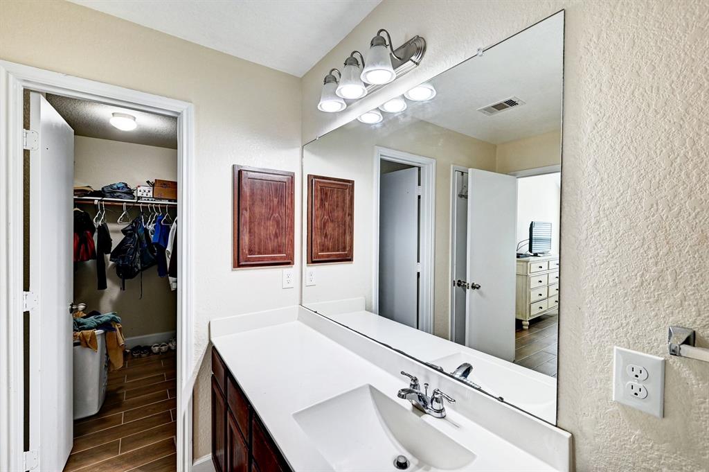 2435 Zephyr Lane, Rosenberg, Texas image 23