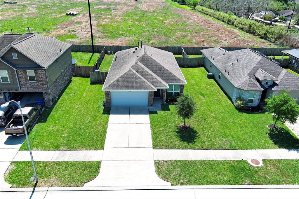 2435 Zephyr Lane, Rosenberg, Texas image 30
