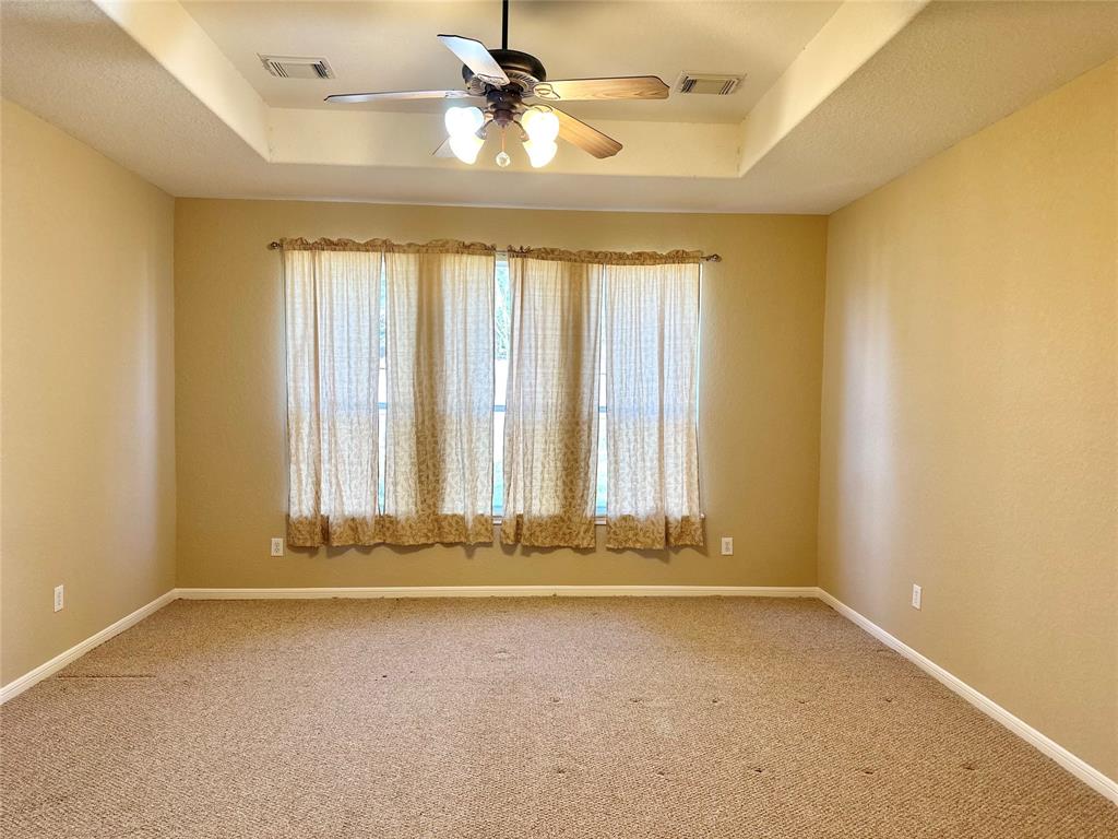 3723 Tumbling Falls Drive, Manvel, Texas image 4