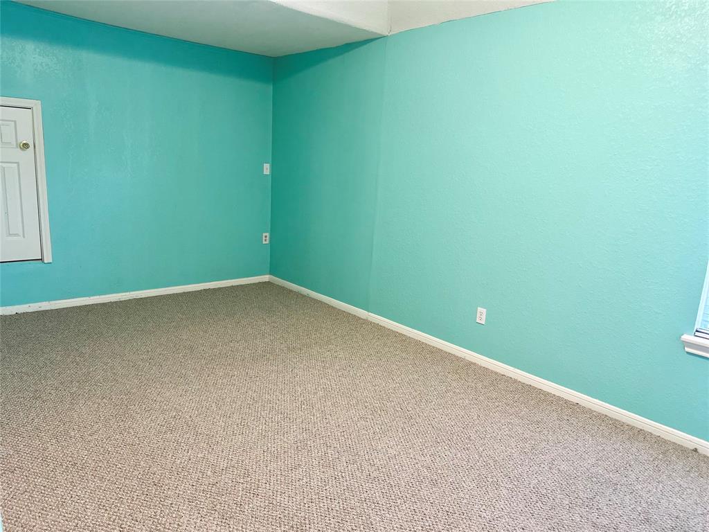 3723 Tumbling Falls Drive, Manvel, Texas image 18