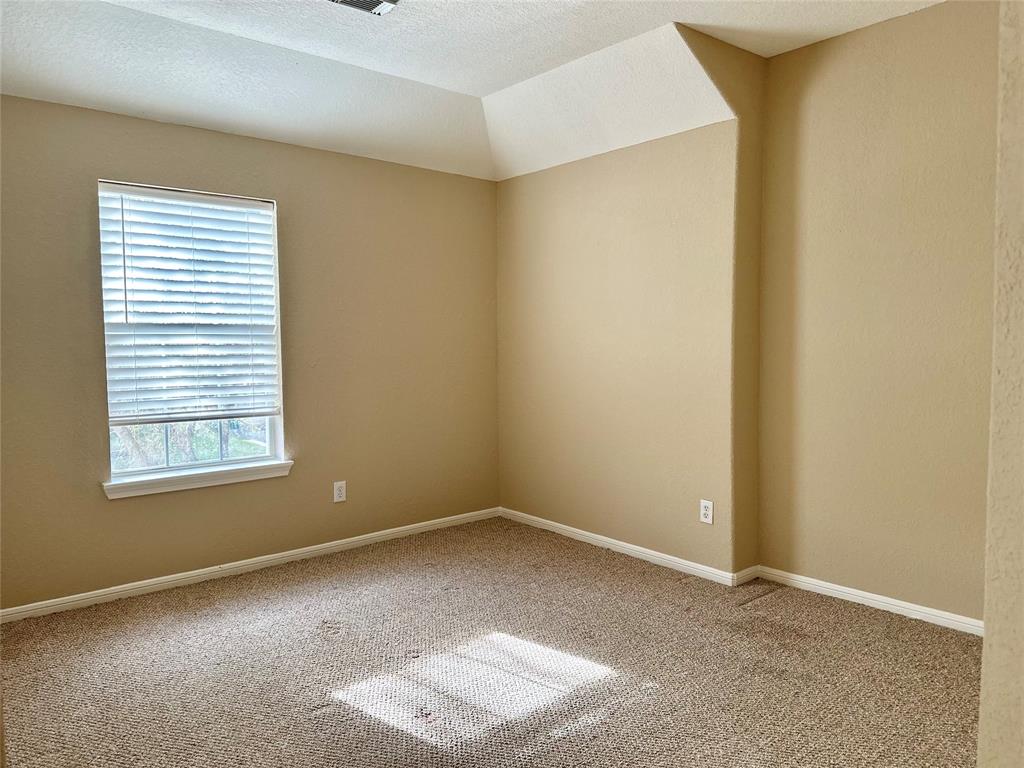 3723 Tumbling Falls Drive, Manvel, Texas image 20