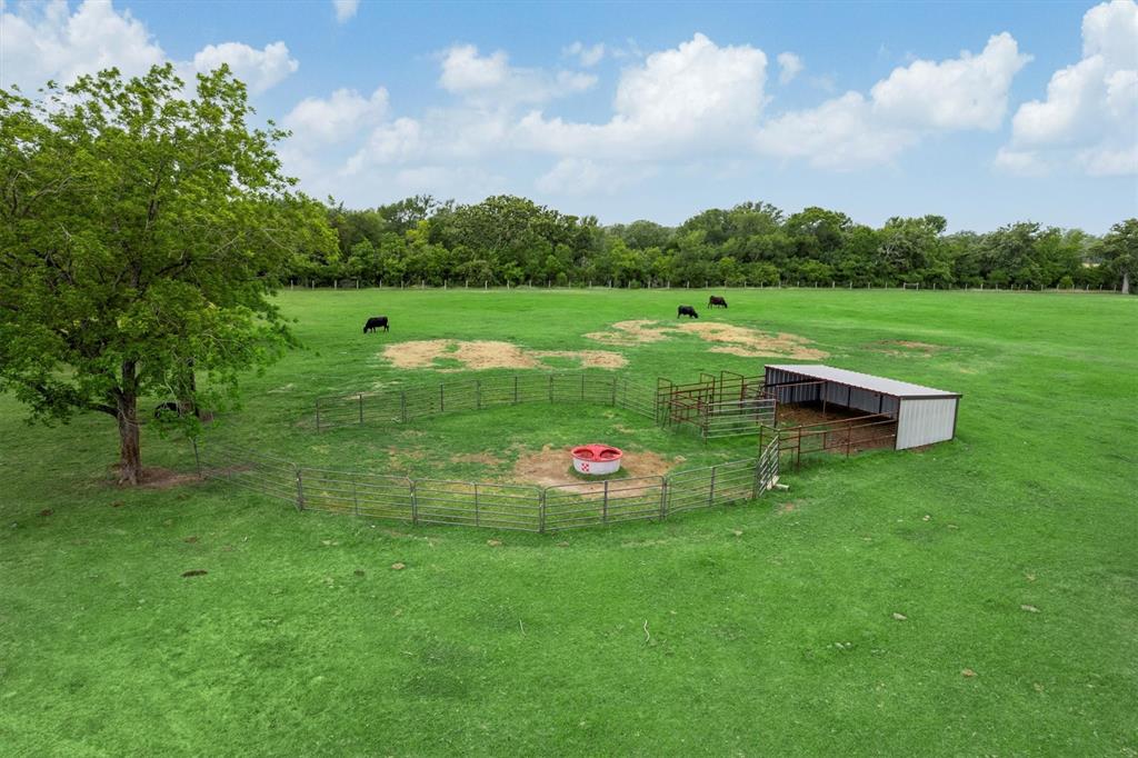 9769 Fm 1361, Snook, Texas image 47
