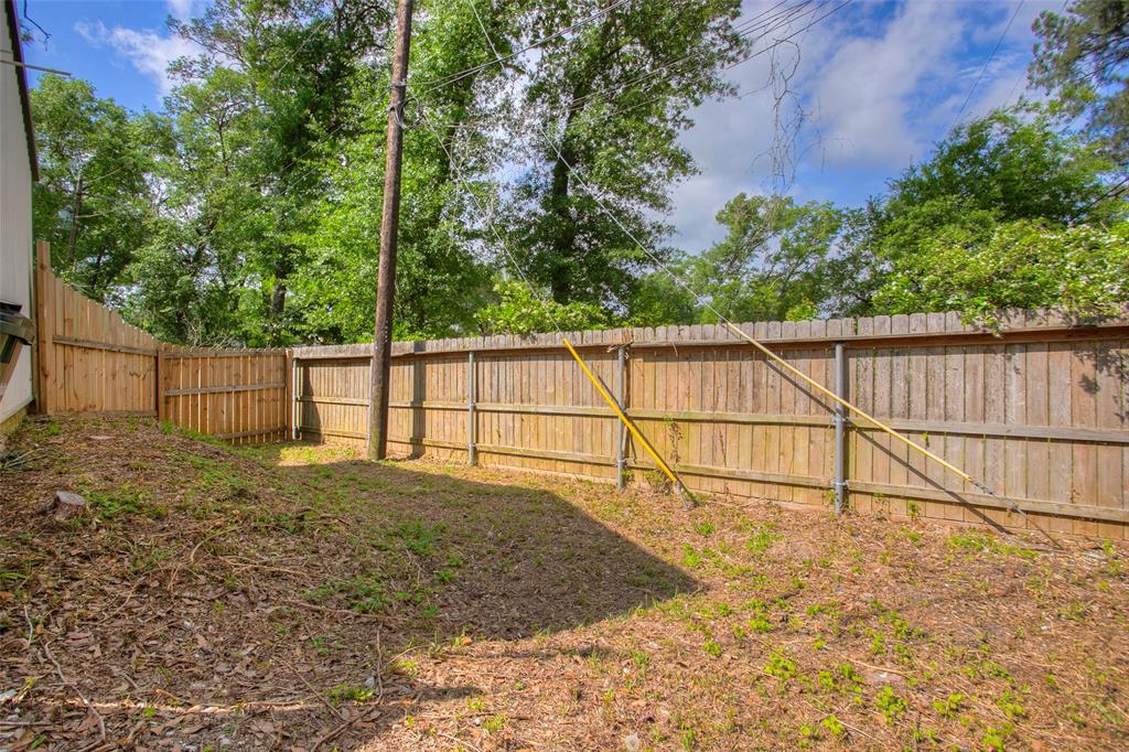 2310 Avenue, Huntsville, Texas image 4