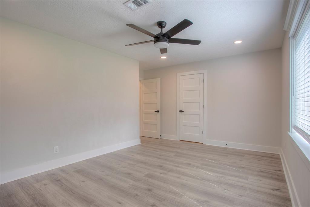 2310 Avenue, Huntsville, Texas image 30