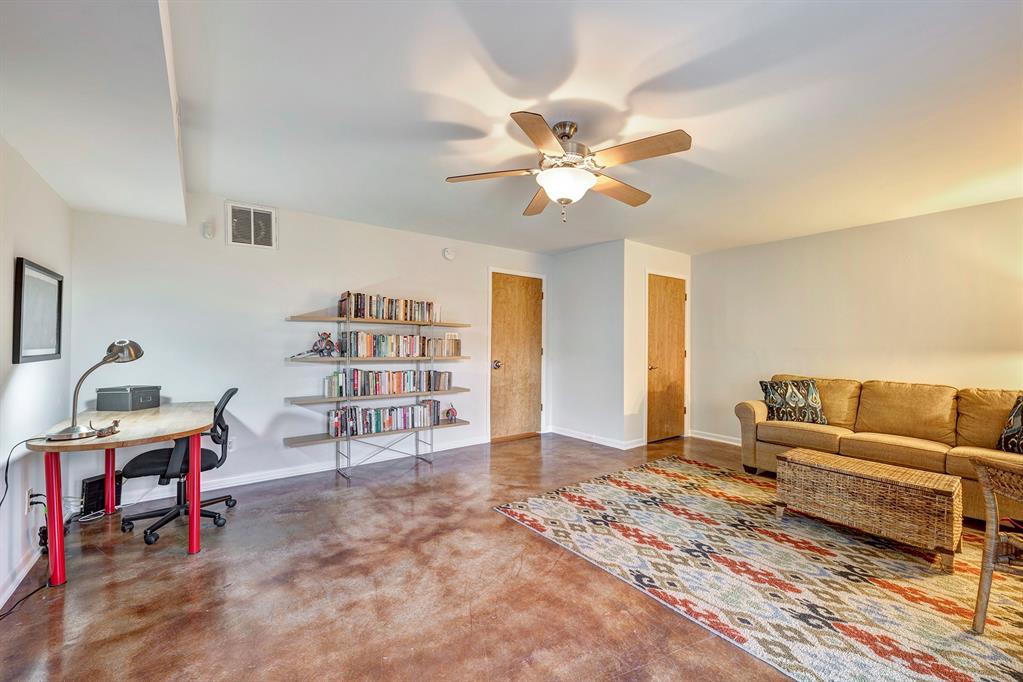 344 W 24th Street, Houston, Texas image 6