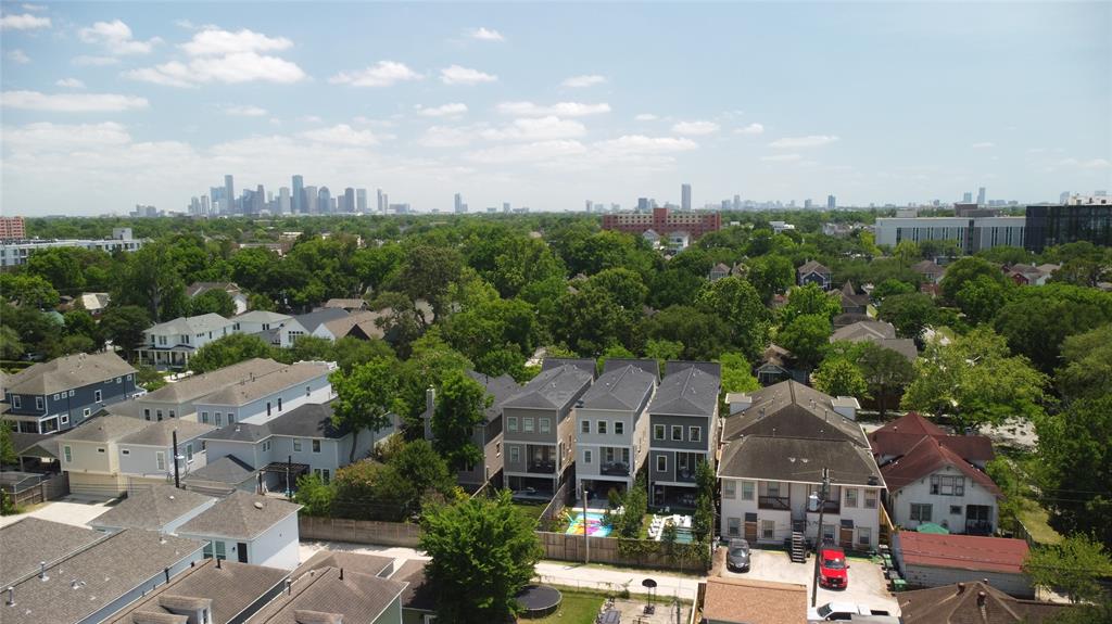 344 W 24th Street, Houston, Texas image 2