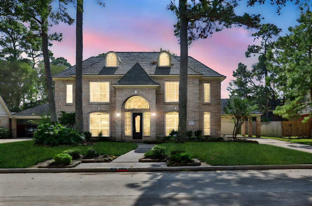 5906 Autumn Dogwood Way, Houston, Texas image 1
