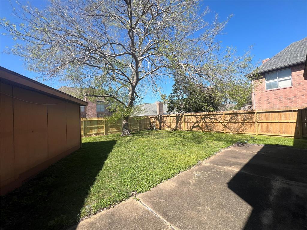 2922 Field Line Drive, Sugar Land, Texas image 28