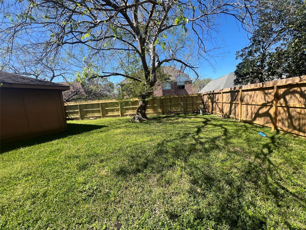 2922 Field Line Drive, Sugar Land, Texas image 33