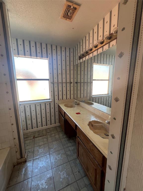 2922 Field Line Drive, Sugar Land, Texas image 22