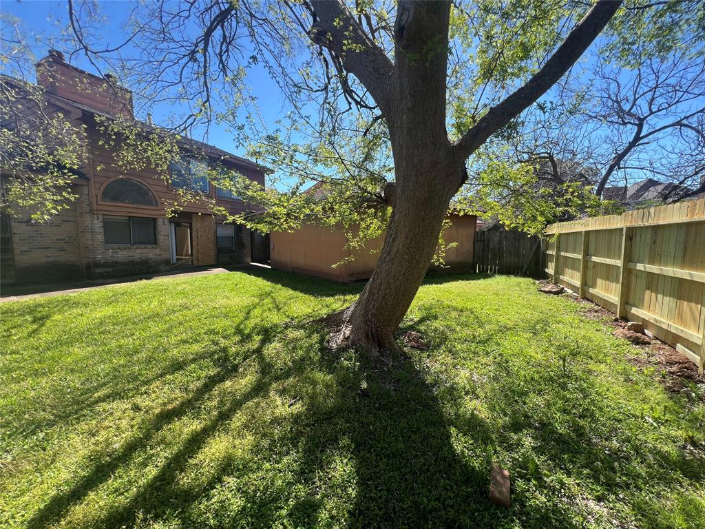 2922 Field Line Drive, Sugar Land, Texas image 31