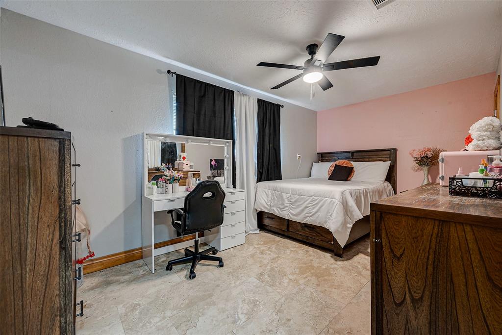 511 Avenue I, South Houston, Texas image 38