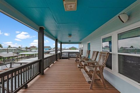 A home in Crystal Beach