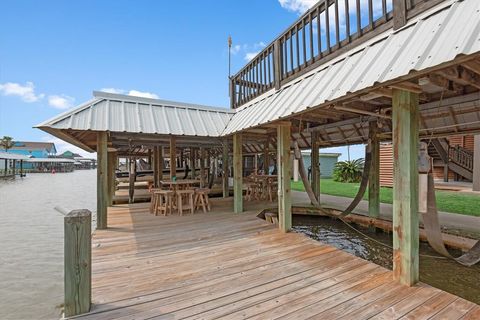 A home in Crystal Beach