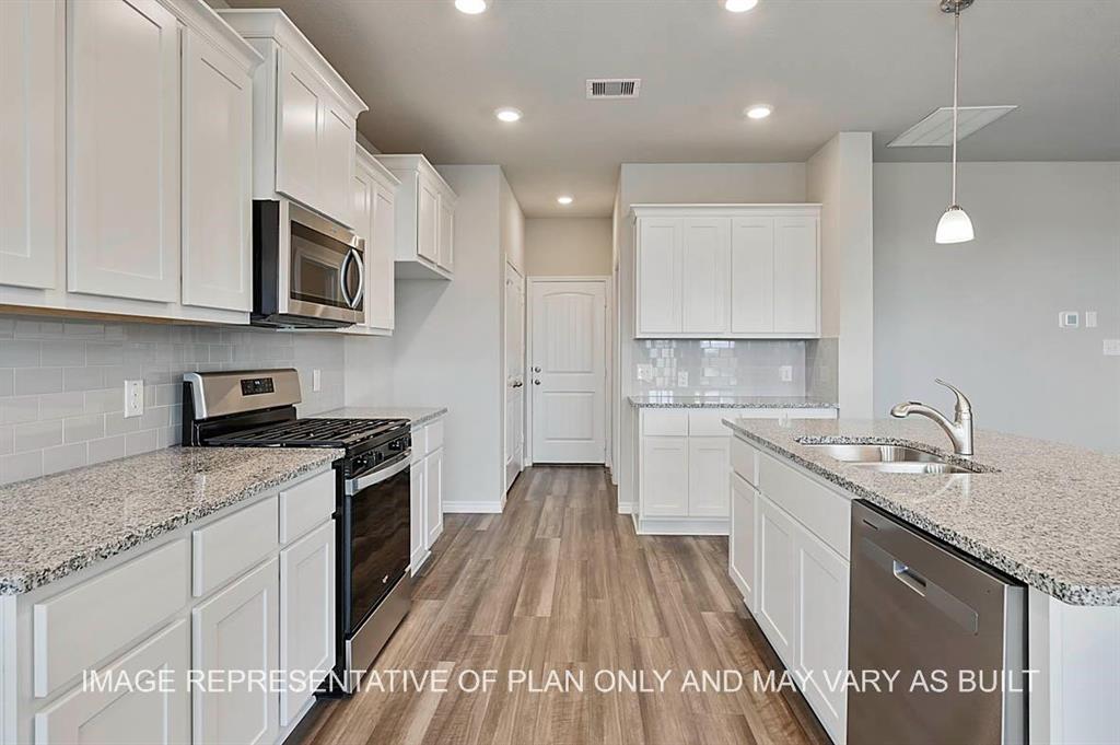 5313 Kaminsky Court, Bryan, Texas image 3