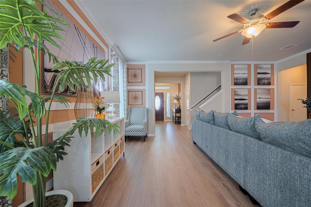 8113 E Pine Creek Bend, Cypress, Texas image 10