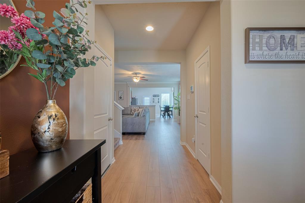 8113 E Pine Creek Bend, Cypress, Texas image 5