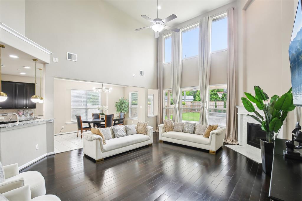 23810 Leblanc Landing Drive, Spring, Texas image 5