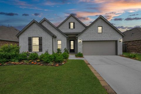 Photo of 4707 Stoney Terrace Trail Trl, Baytown, TX 77521 (MLS # 60147048)