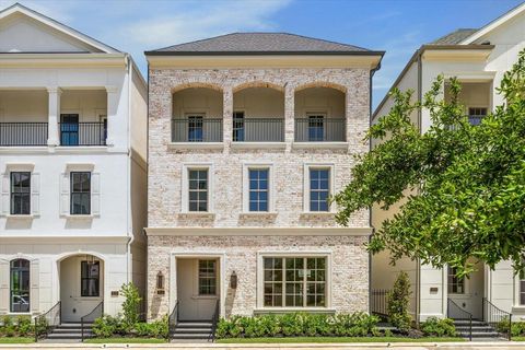 Photo of 211 Sutton Row Place, Houston, TX 77024 (MLS # 80681569)