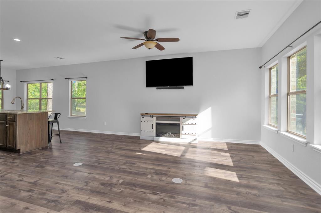 12178 Mustang Avenue, Willis, Texas image 9