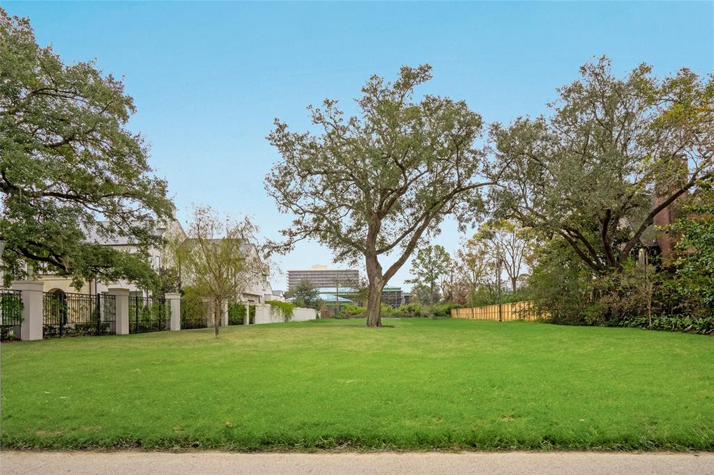 3925 Del Monte Drive, Houston, Texas image 2