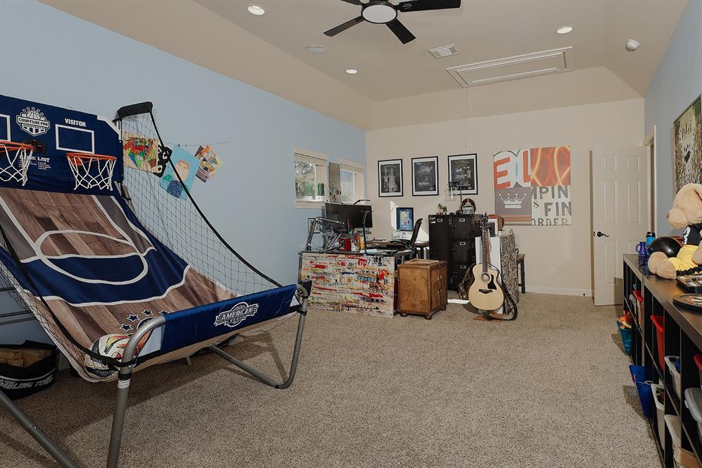 58 N Veilwood Circle, The Woodlands, Texas image 29