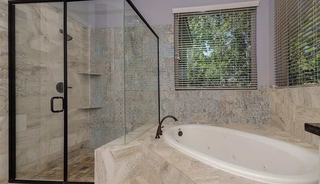 58 N Veilwood Circle, The Woodlands, Texas image 19
