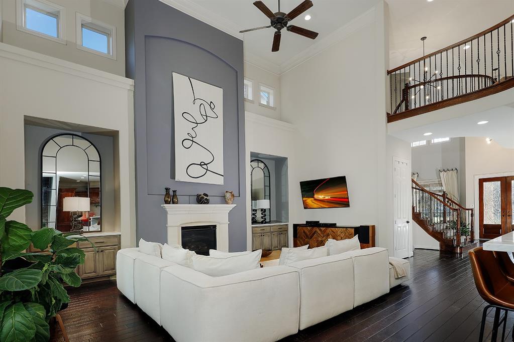 58 N Veilwood Circle, The Woodlands, Texas image 12