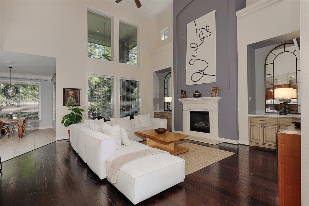 58 N Veilwood Circle, The Woodlands, Texas image 13