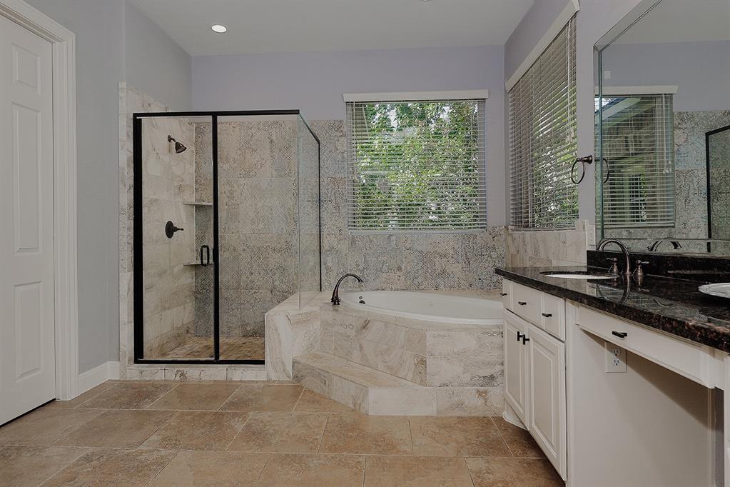 58 N Veilwood Circle, The Woodlands, Texas image 18
