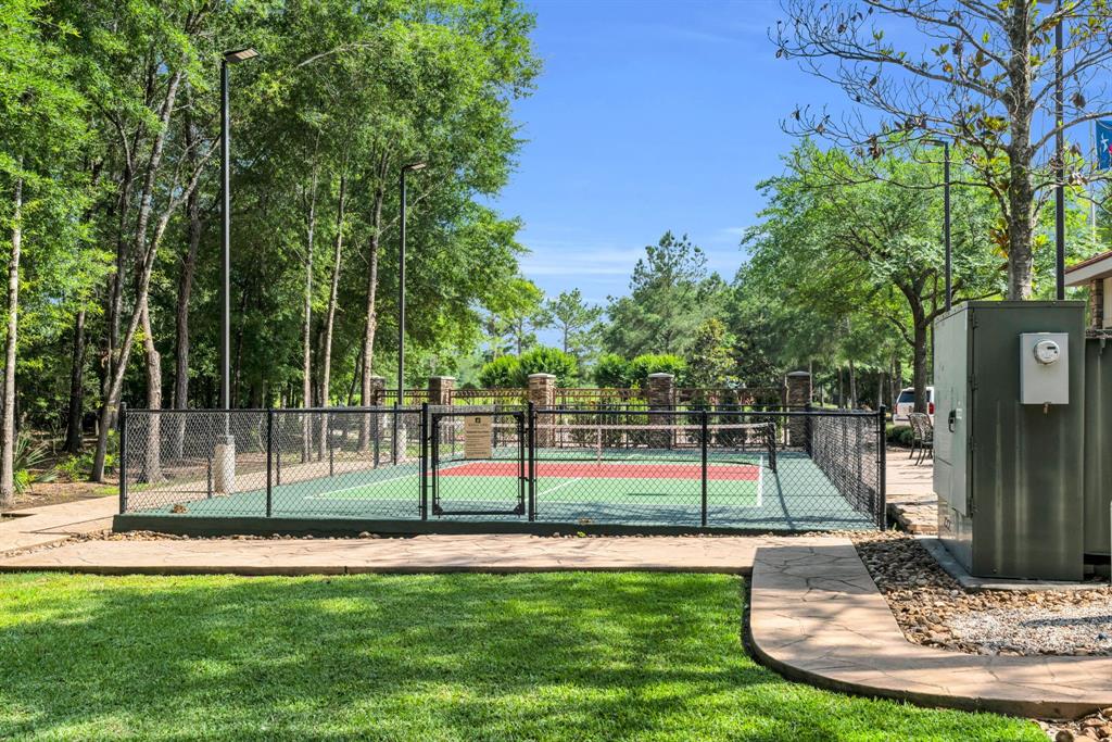 14 Fitzroy Place, Conroe, Texas image 35
