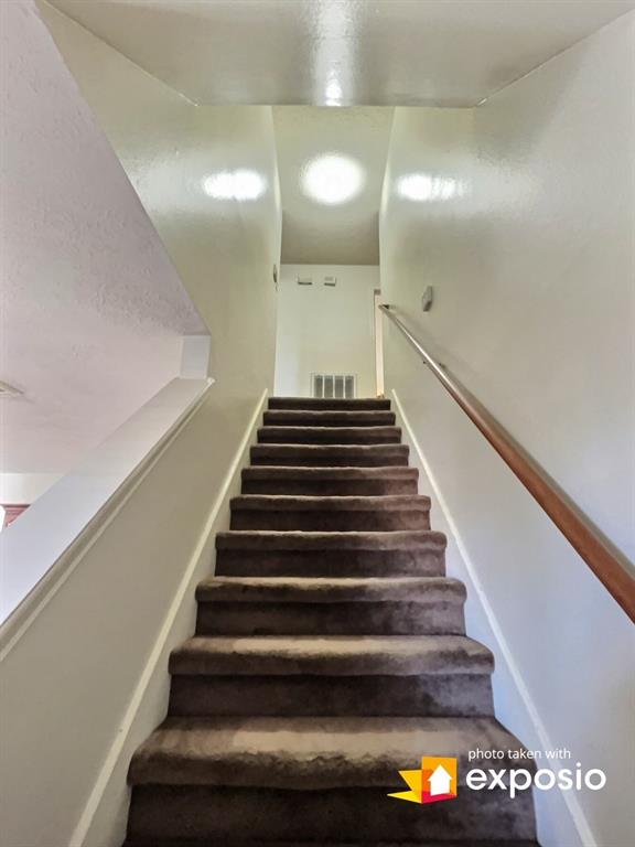 Photo 8 of 15 of 13831 Cantwell Drive house